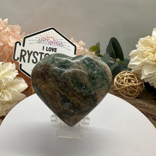 ✨Nephrite Jade Heart Carving