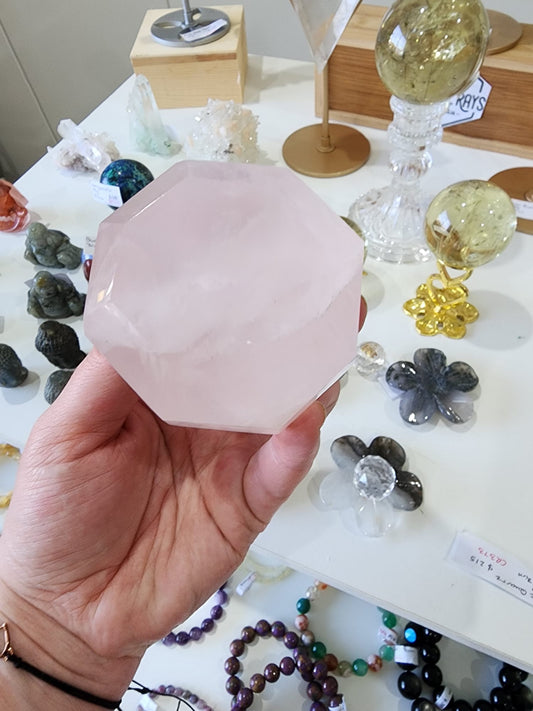 Rose Quartz💗Diamond carving + stand